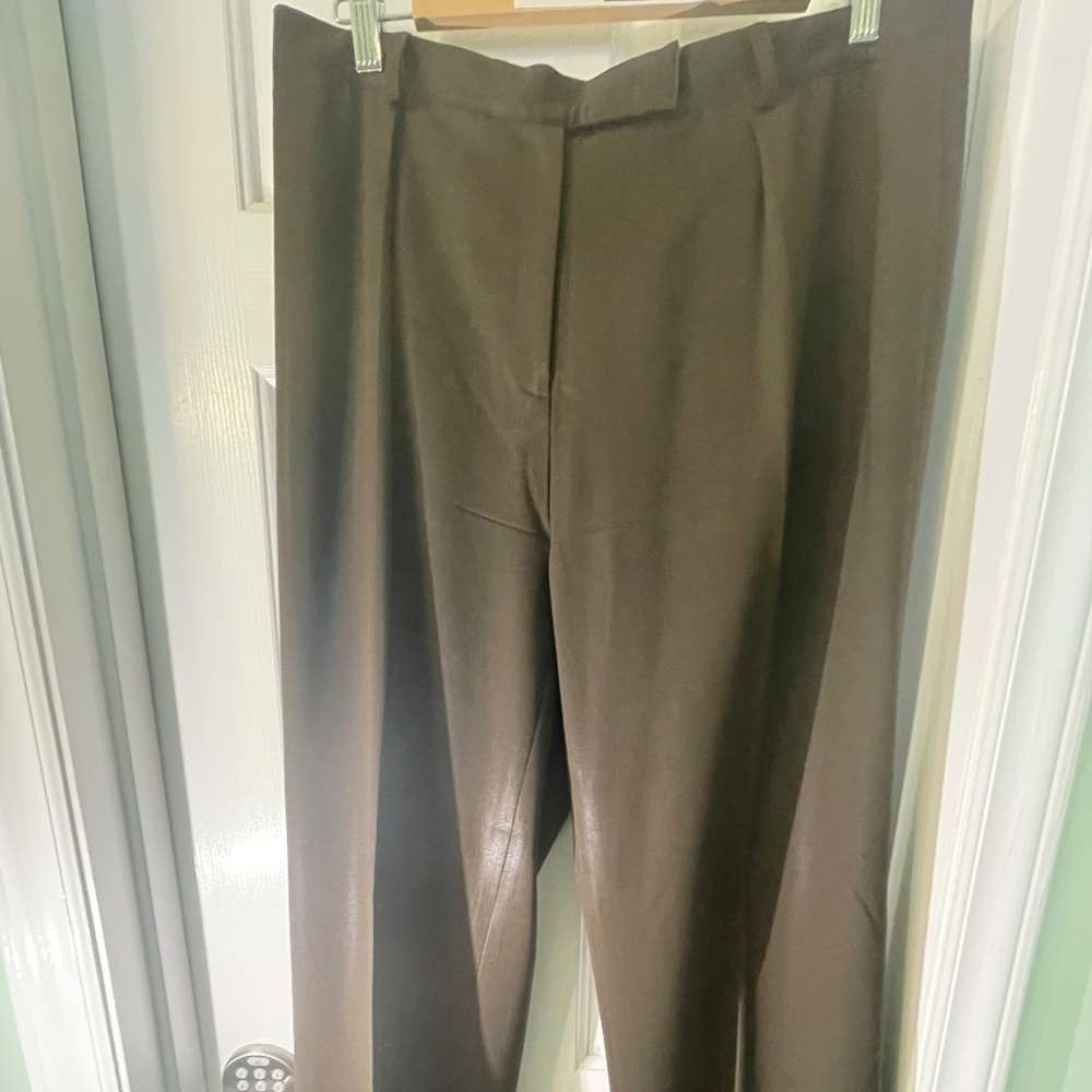 Jones New York trousers